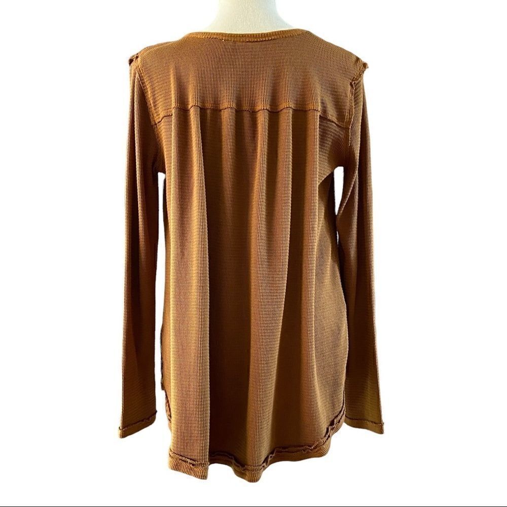 White Crow Oversized Snap Button Waffle Thermalto… - image 3